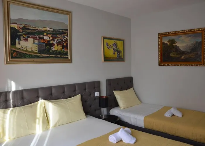 Ars Square Apartments