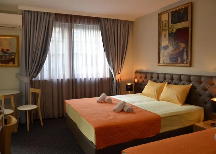 Ars Square Apartments