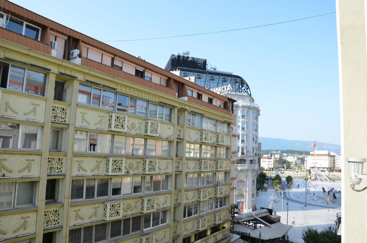 Ars Square Apartment